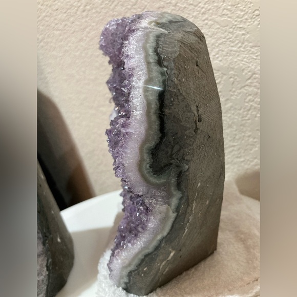 Amethyst Stone with agate eye. - Picture 5 of 5